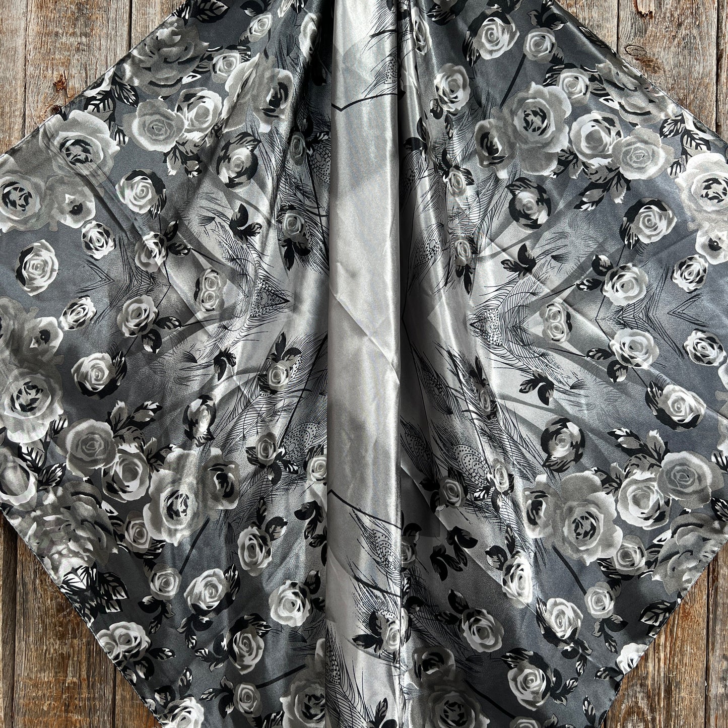 35X35" Grey Roses Wild Rag / Scarf WR1008