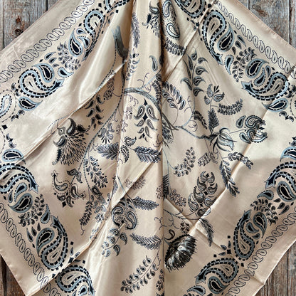 35X35" Light Pink & Grey Paisley Wild Rag / Scarf - W132L Slide WRC435C