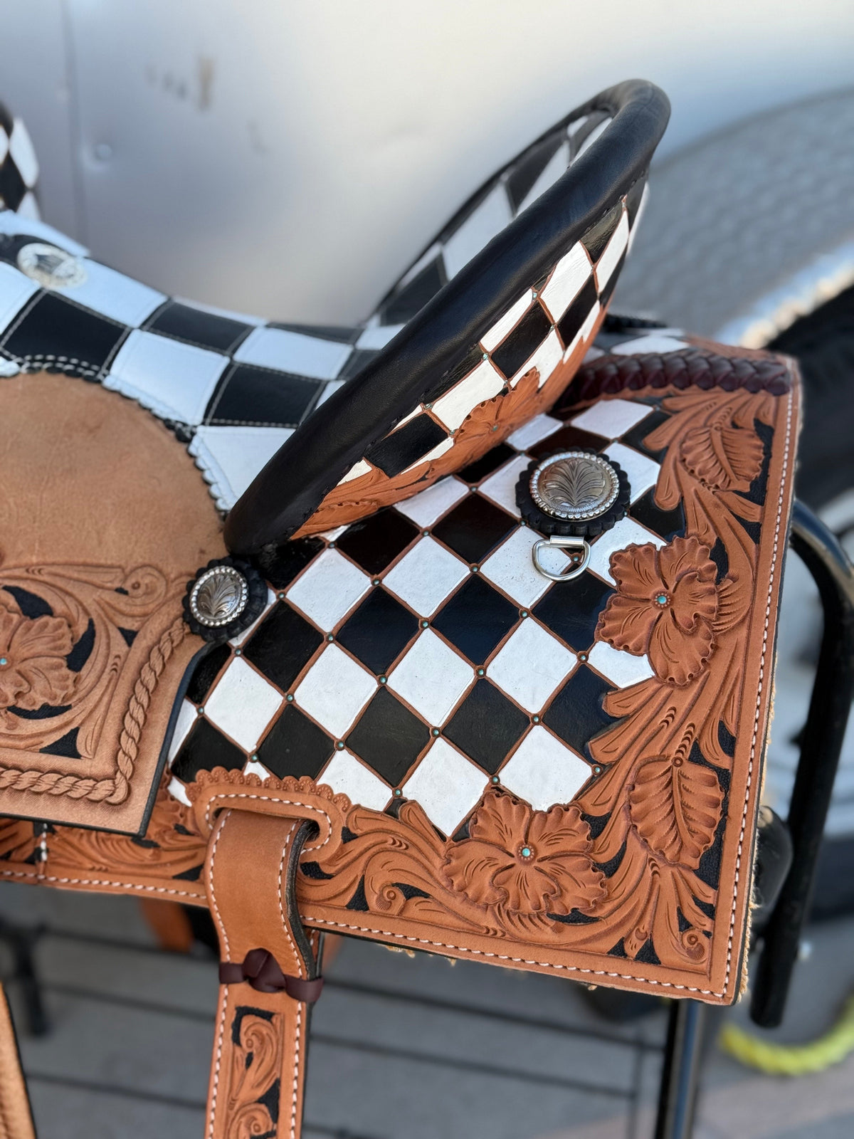 15" Checkmate, Cowgirl Barrel