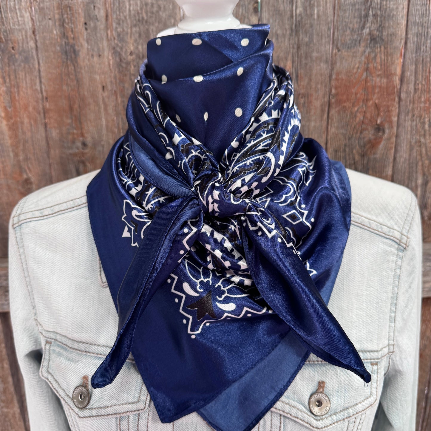 35X35" Blue Paisley Wild Rag / Scarf WR3431