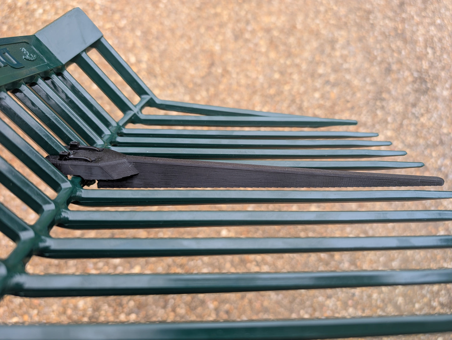 Manure Fork Replacement Tine for Durafork and Fortiflex - Single Tine