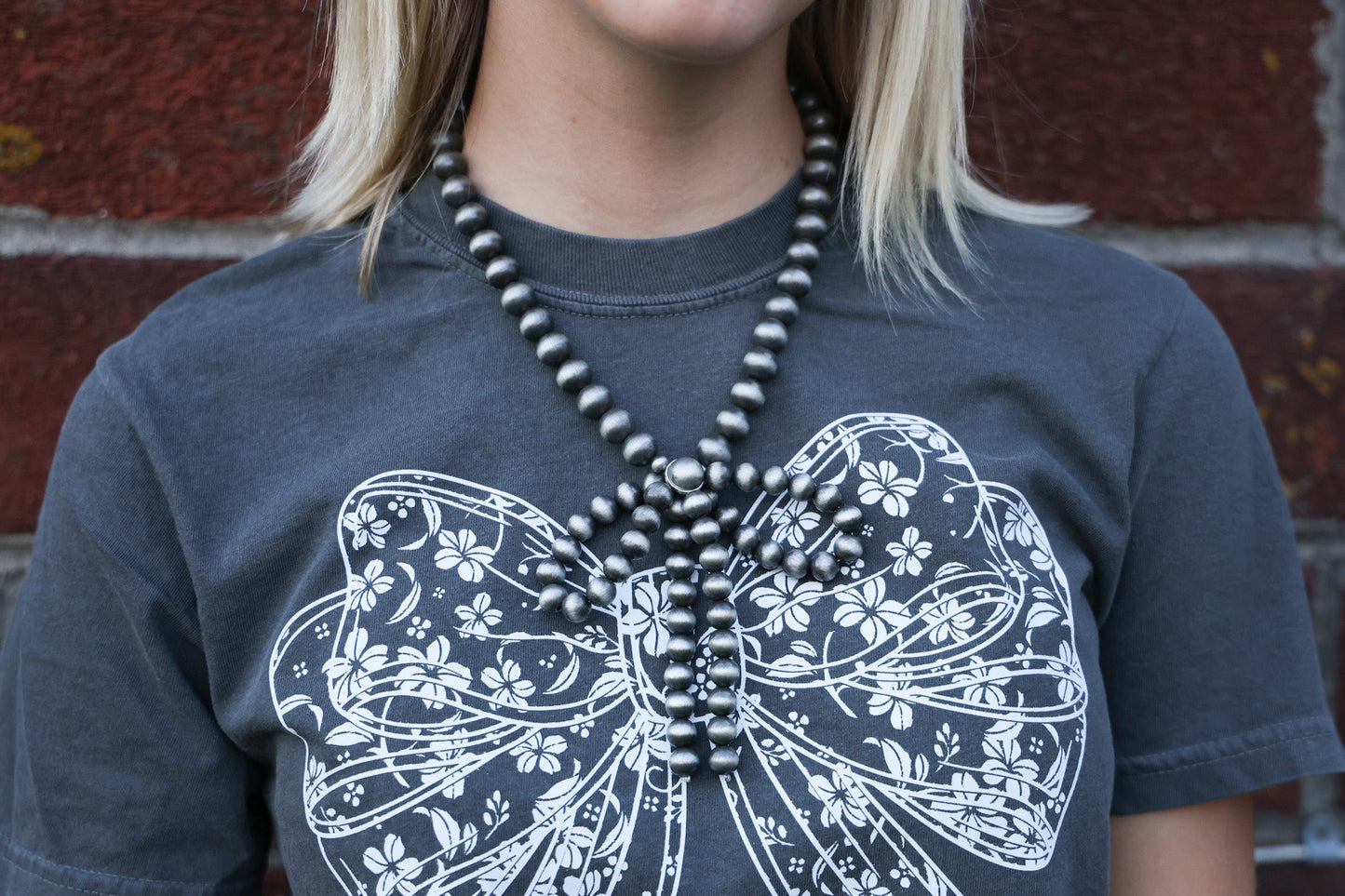 Faux Bow Necklace with Large Faux Pearls - 16 inch