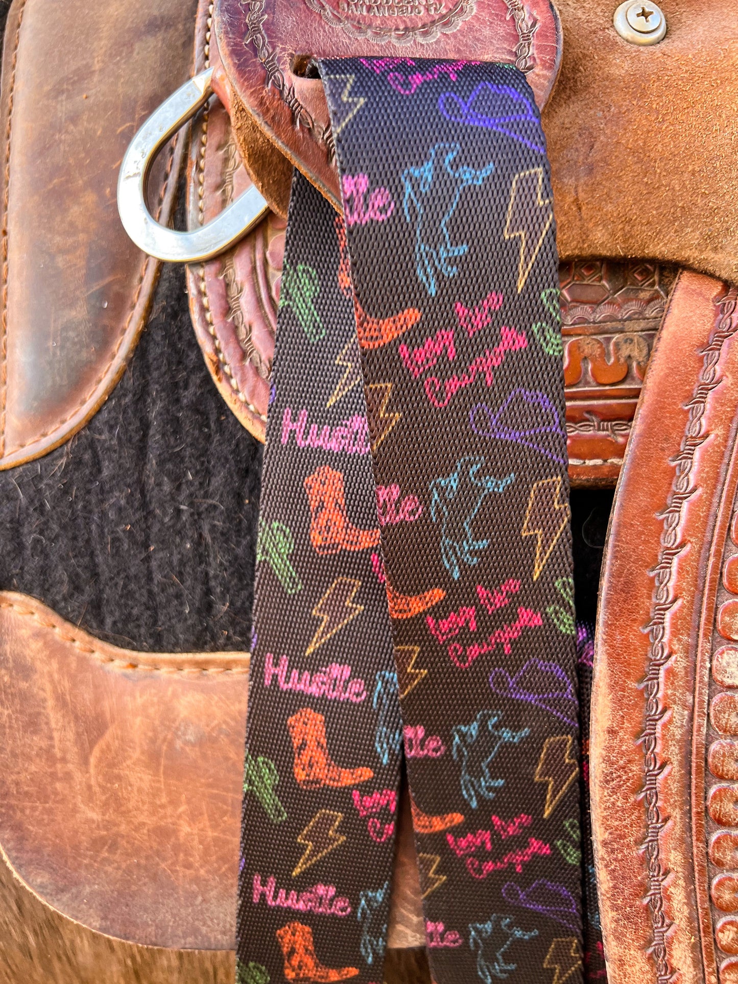 Vegas Vibes Cinch Strap Set