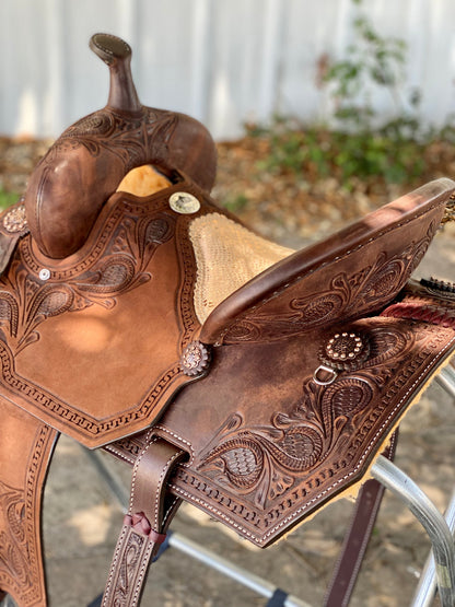 Medusa Barrel Saddle