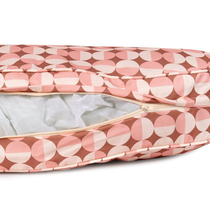 Oval Lounger Bed
